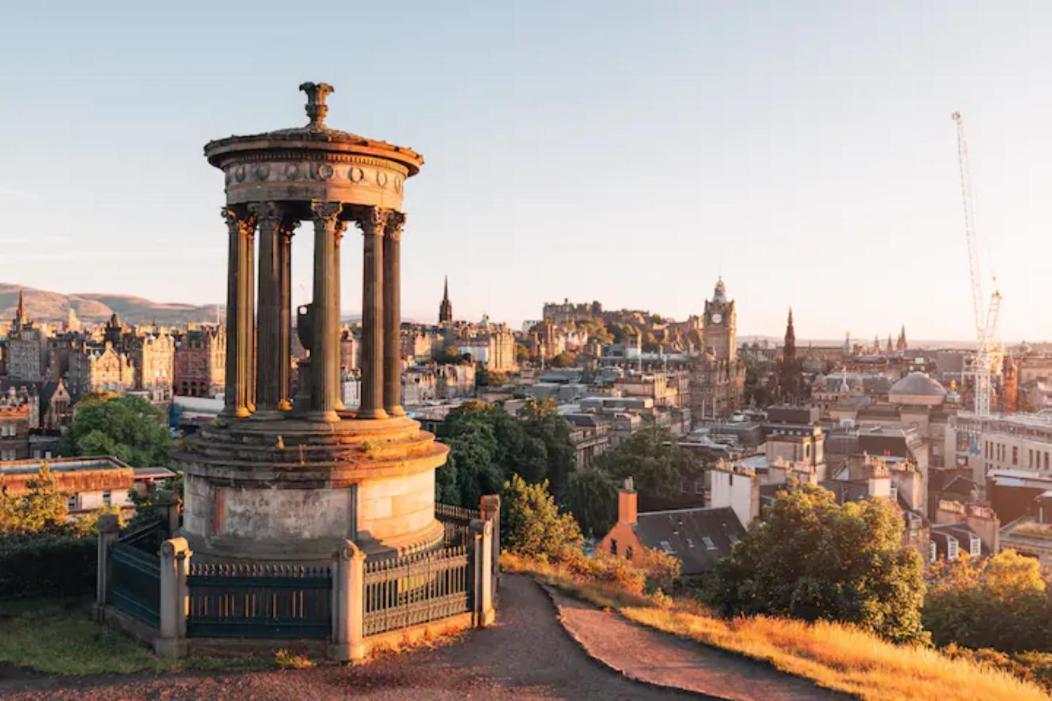 Historic Dean Village Treasure, Sleeps 4 Edinburgh Exterior foto